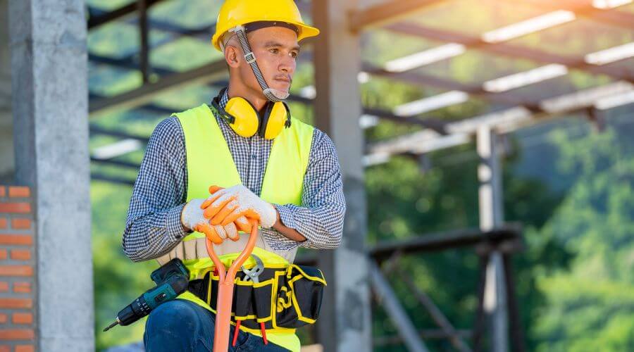 Professional gutter cleaning in Stockbridge, GA